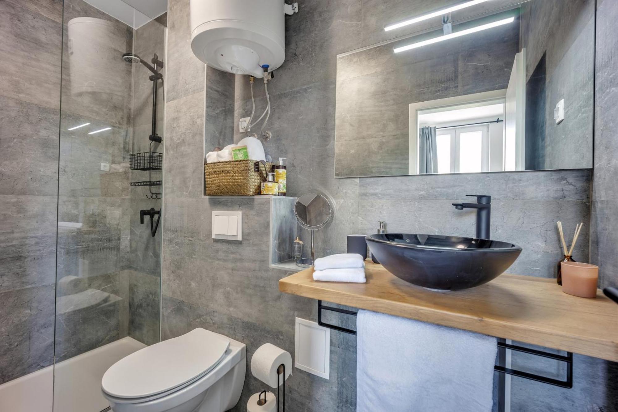 Studio Apartments Yucca, 2-Min To The Beach And 5 To Trogir Exterior photo